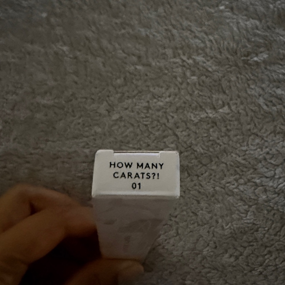 Fenty Beauty Limited edition HOW MANY CARATS?! - Picture 4 of 4